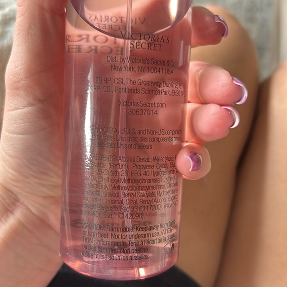 Victoria’s Secret fine fragrance mist - Picture 2 of 3